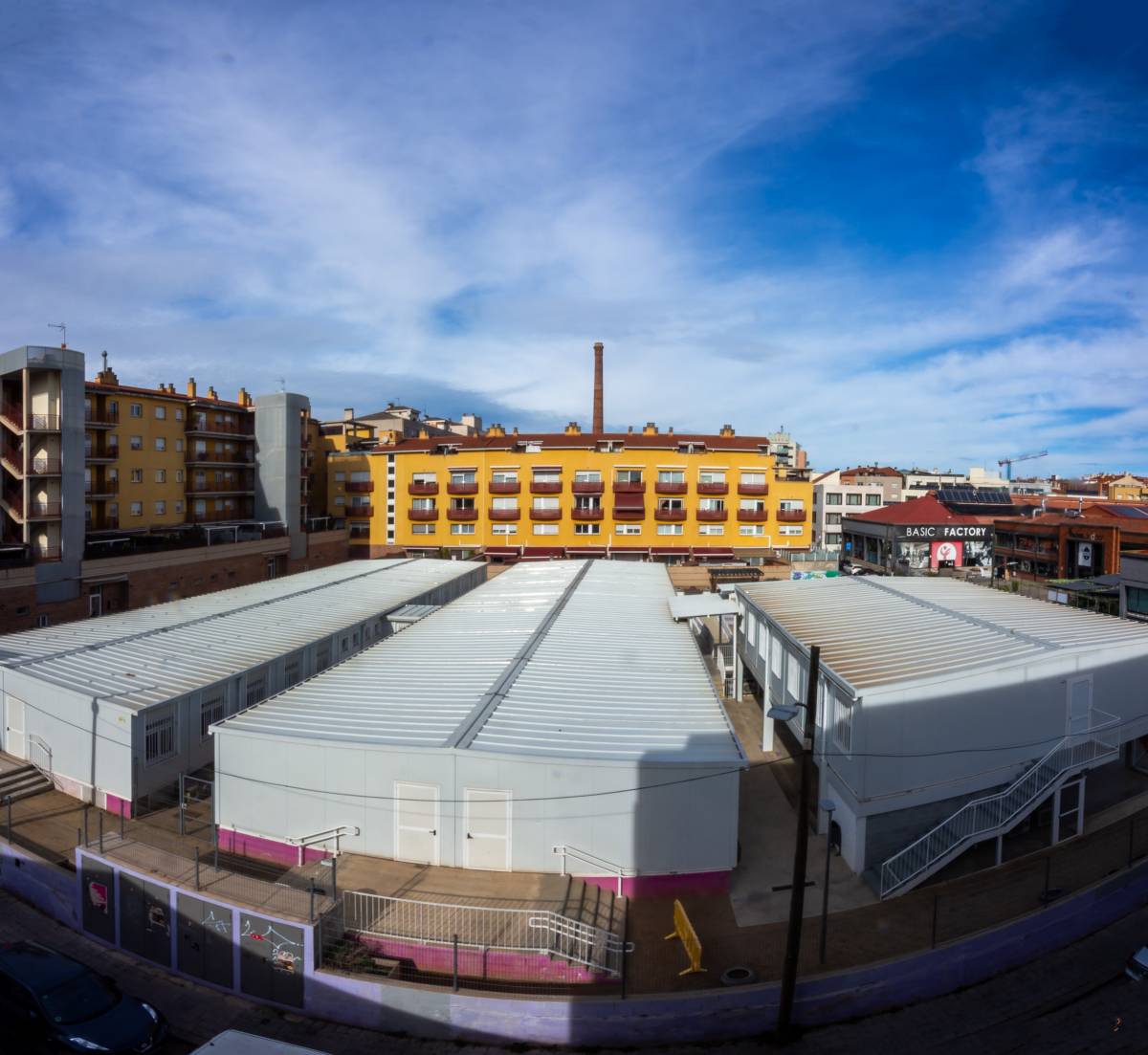 Els barracons de l'institut Narcis Freixas i Cruells - Juanma Peláez