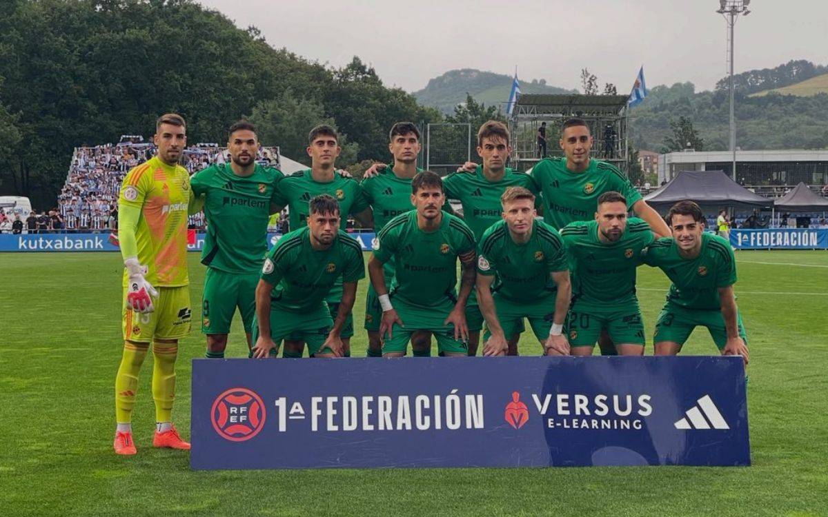 Indignació al Nàstic per l'arbitratge en el partit contra la Real Sociedad B: «És una injustícia»
