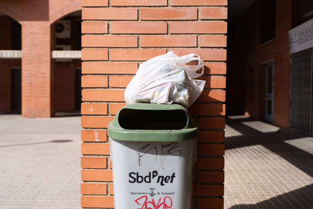 Els efectes de la revetlla de Sant Joan a Sabadell - David Chao