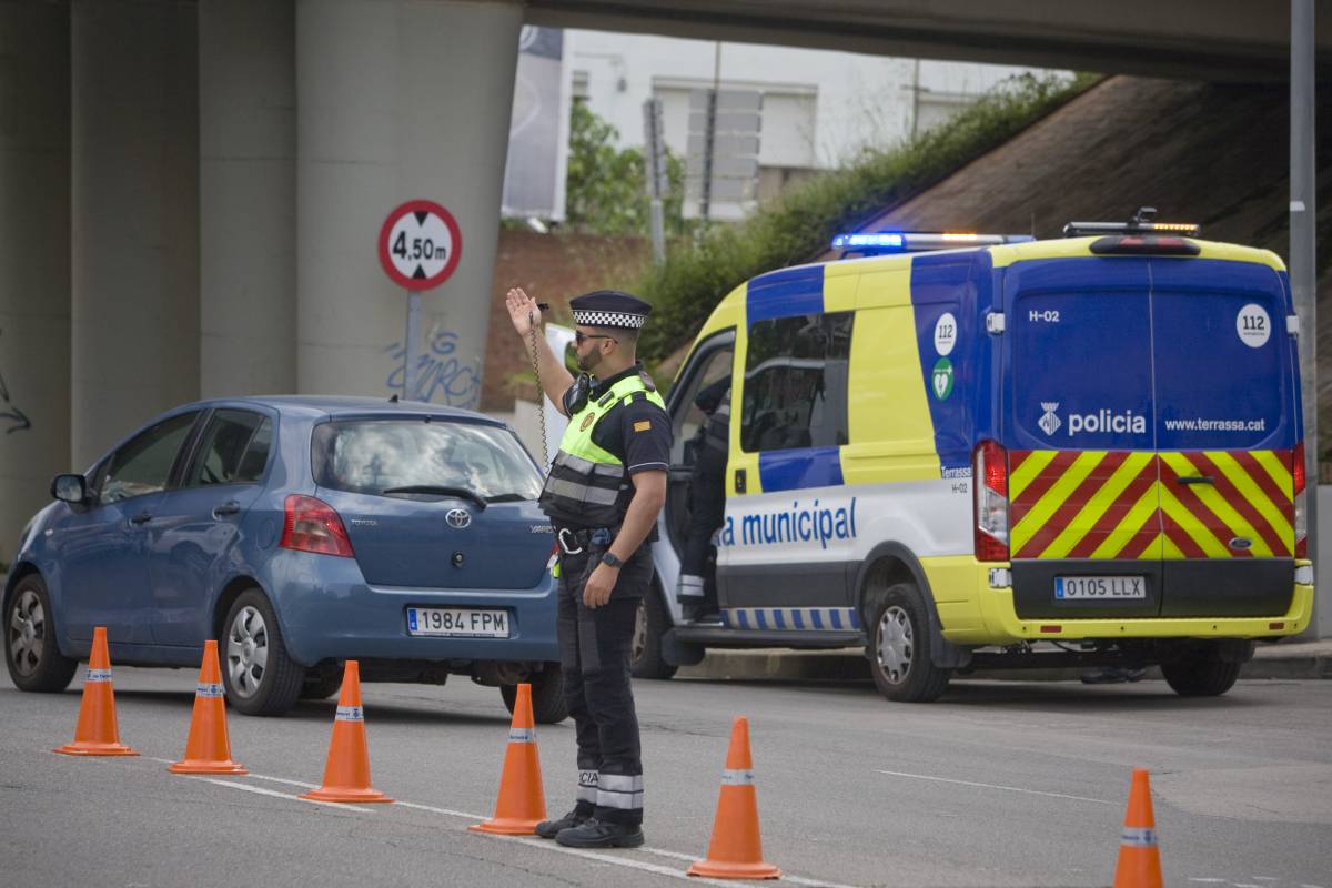 La Policia Municipal de Terrassa incorpora un dispositiu tipus “caixa negra” per esclarir sinistres viaris