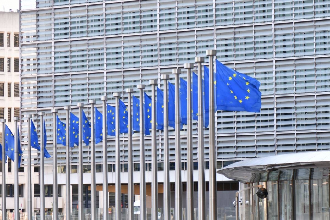 La Comissió Europea veu «urgent» posar en marxa una regulació del lloguer de temporada