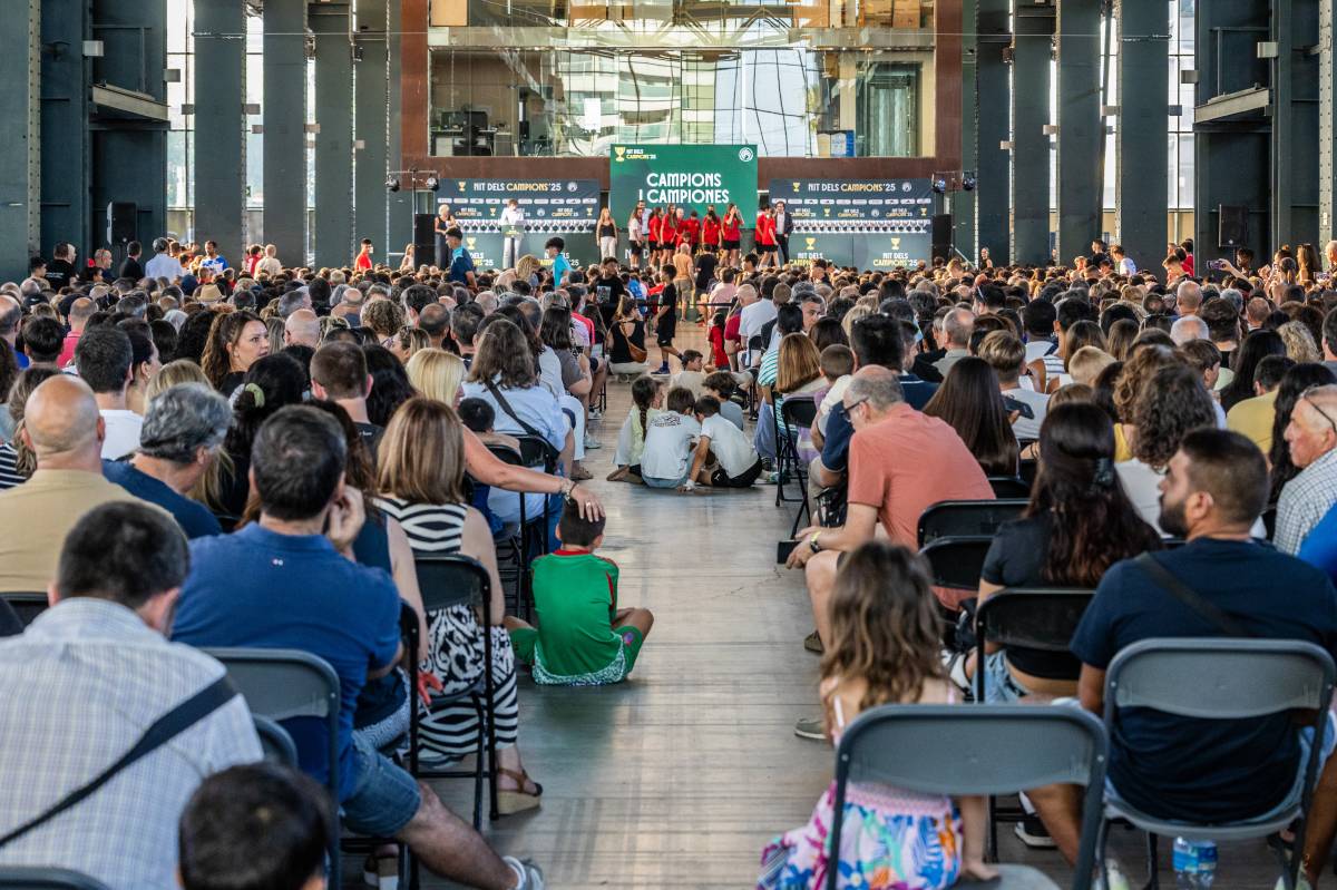 Guanyadores del trofeu, durant l'entrega de premis - Juanma Peláez