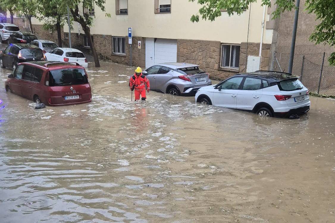 Carrer inundat a Solsona  - Arxiu particular 