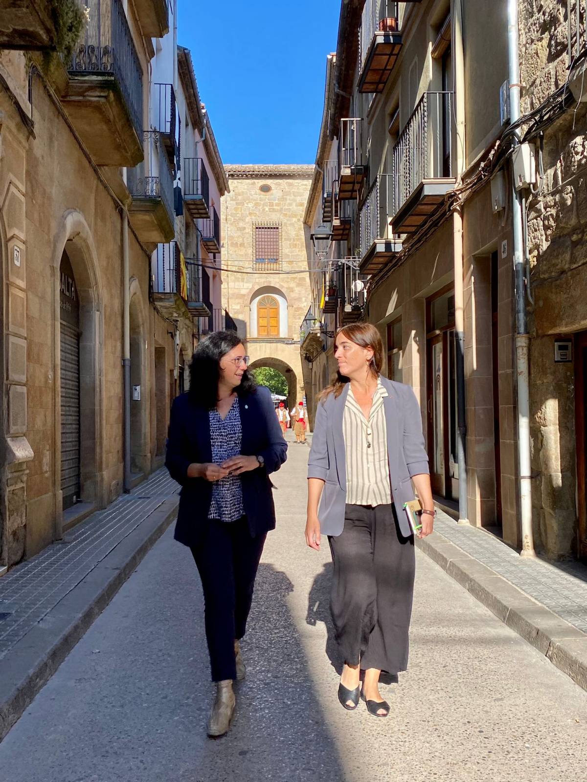 Passejant per Solsona amb l`alcaldessa - Passejant per Solsona amb l`alcaldessa