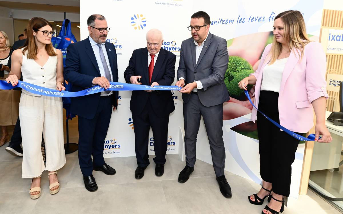 Inauguració de la nova oficina de Caixa Enginyers a Vic. - Cedida Inauguració de la nova oficina de Caixa Enginyers a Vic.