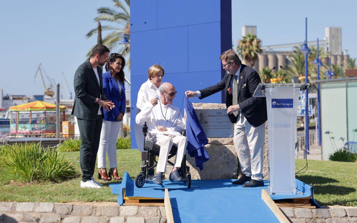 El Port de Tarragona dedica una plaça a l'expresident Antoni Pujol