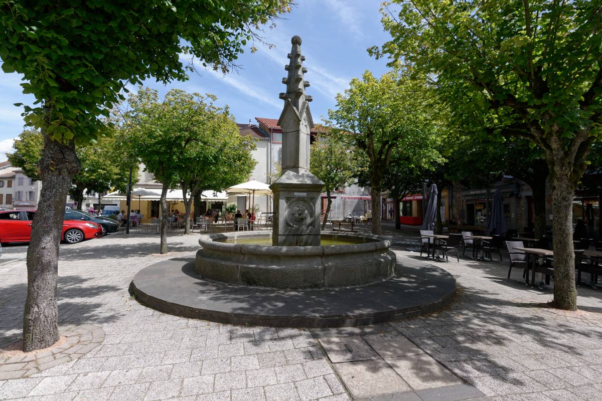 Mesura insòlita: Un poble de França ven habitatges per 1 euro per evitar el despoblament