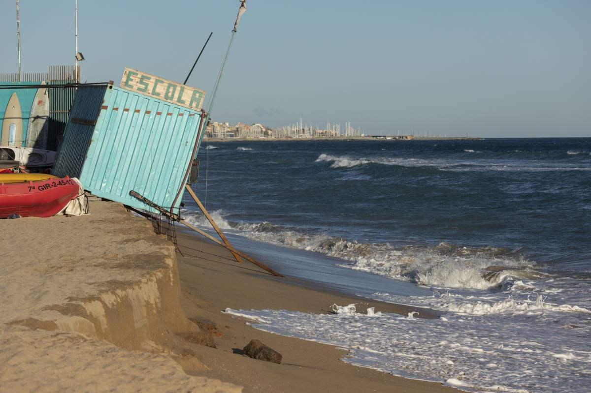 Les platges del nord de Barcelona perden un 15% de sorra en només quatre anys