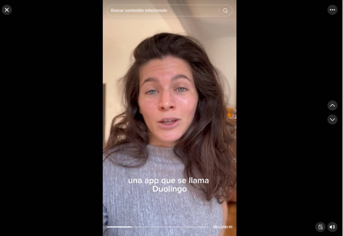 L'actriu argentina, Ana Carolina, anima a parlar català sense vergonya a les xarxes