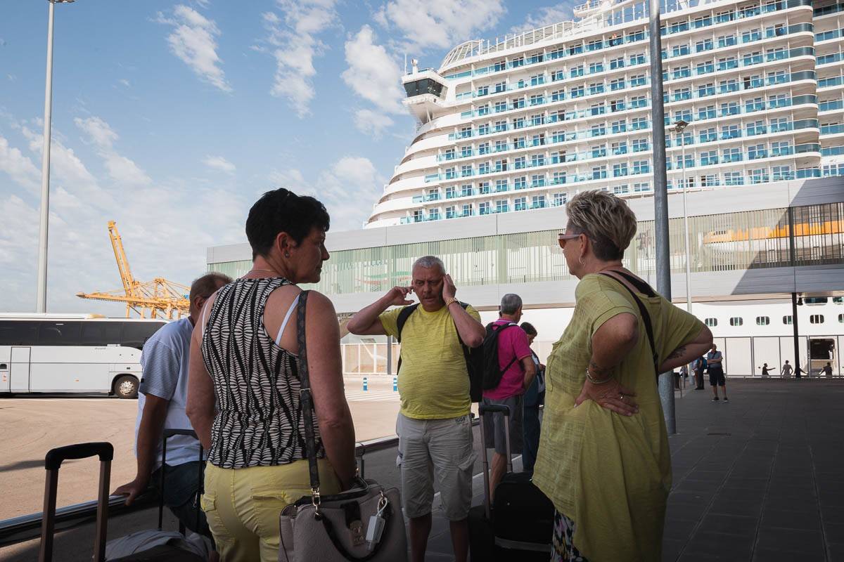 Les claus del pacte per reduir les terminals de creuers al Port de Barcelona