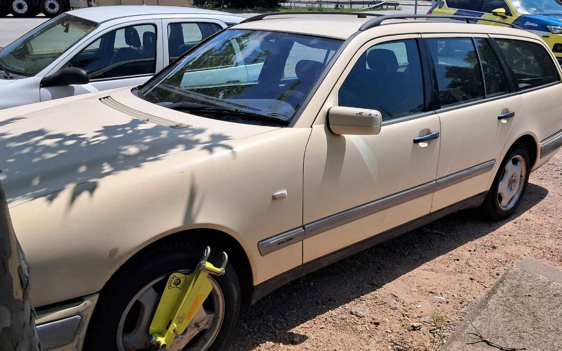 Detingut un conductor a Gurb per superar amb escreix la taxa d'alcoholèmia