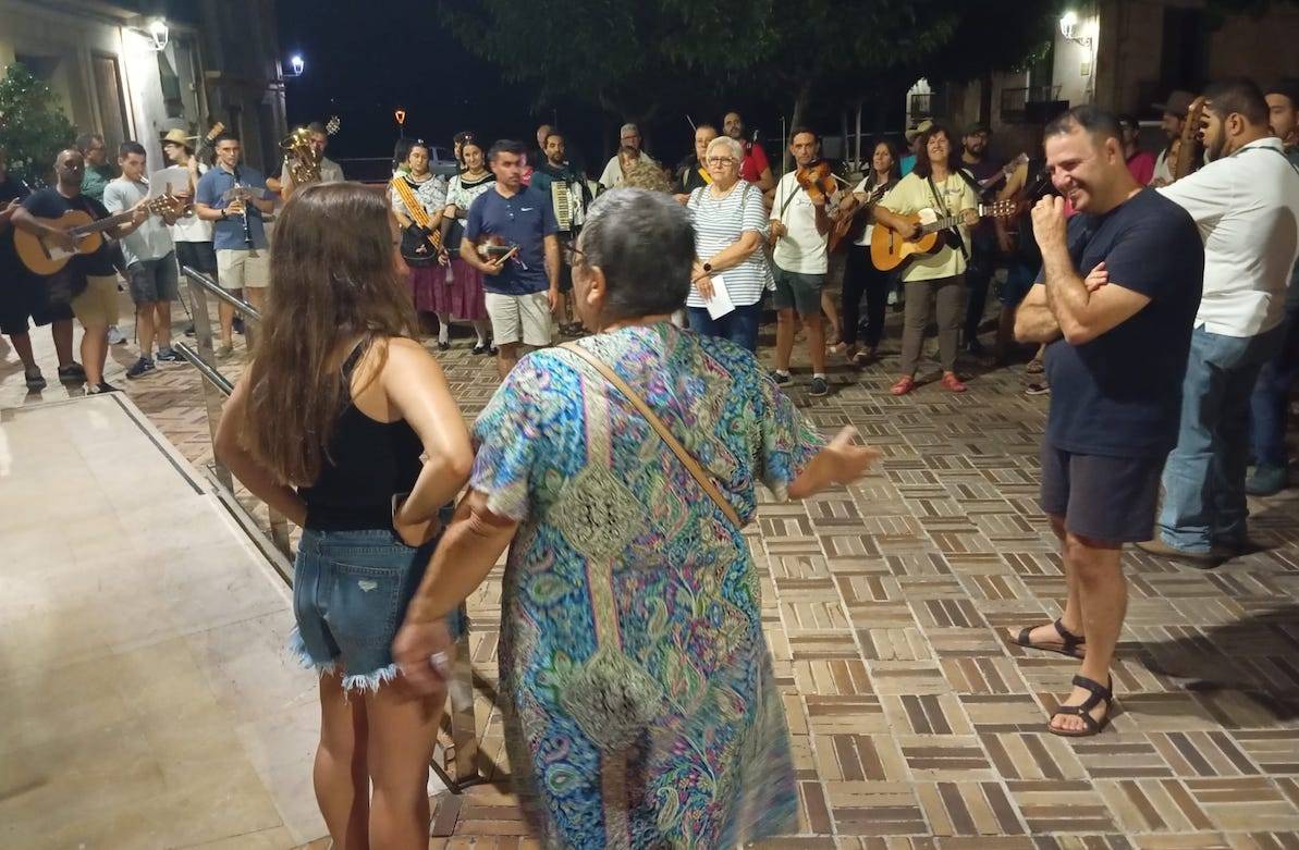 L’Ebrefolk es trasllada de Móra d’Ebre a Benassal