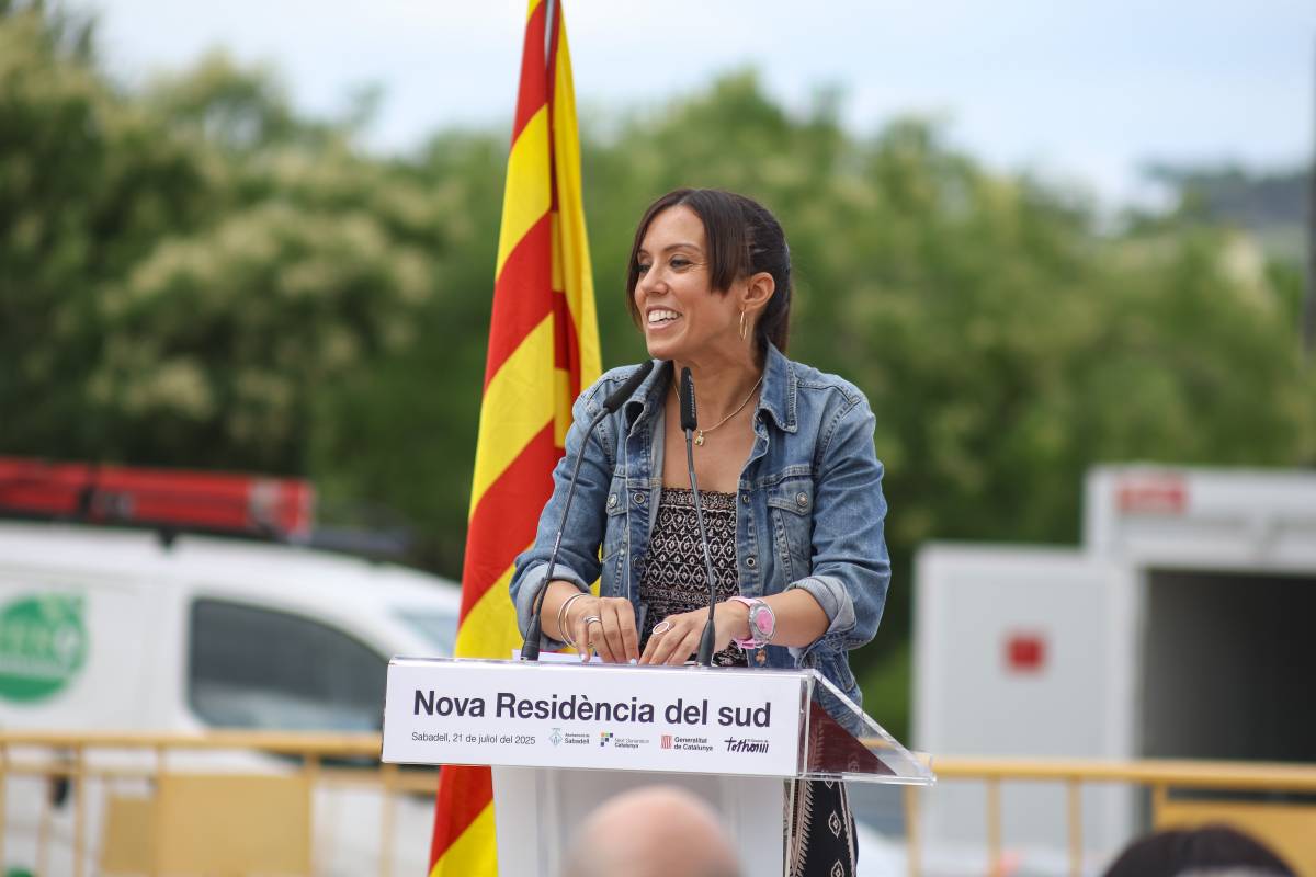 Acte de col·locació de la primera pedra de la residència pública de Sabadell - VÍCTOR CASTILLO Acte de col·locació de la primera pedra de la residència pública de Sabadell