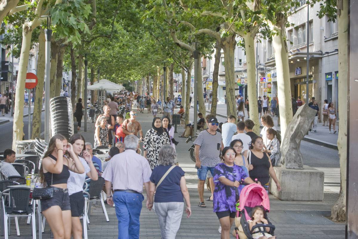 L'Ajuntament obre una enquesta sobre quioscos o "foodtrucks" per dinamitzar els barris