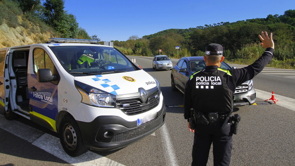 Denuncien un conductor per triplicar la taxa d'alcoholèmia a Sabadell