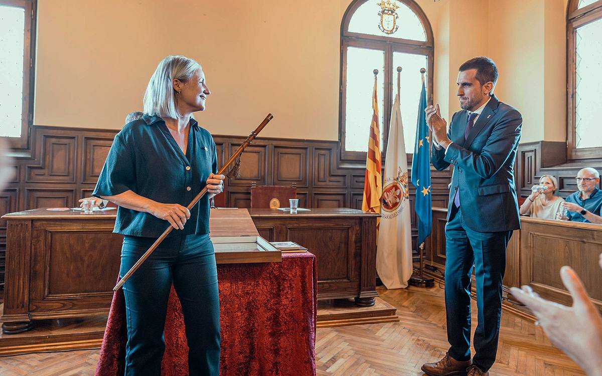 Una emoció compartida: Cardona s'acomiada d'un alcalde i rep la seva nova batllessa