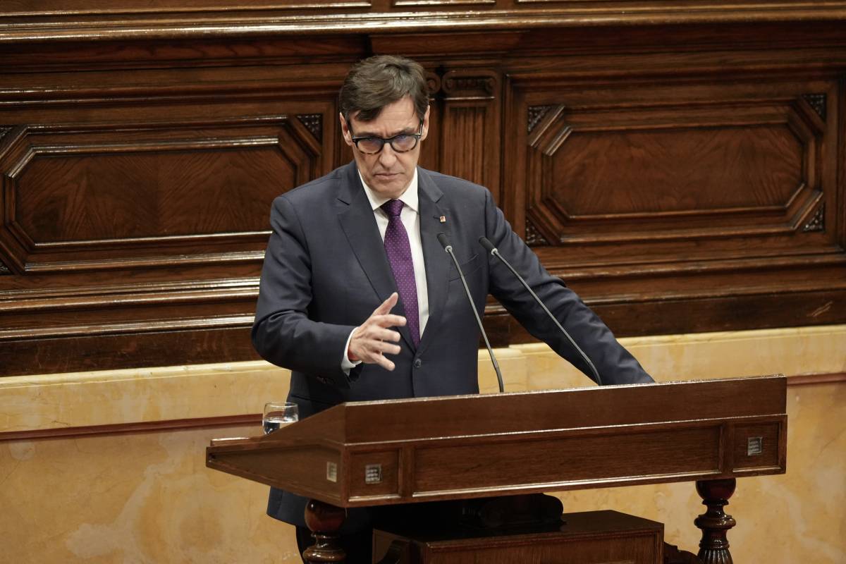 Resposta d'Illa al cas Cerdán: porta oberta a personar-s'hi i més protecció als alertadors