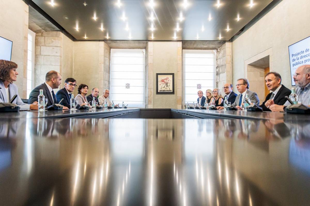 Xavier Panés i els altres membres del FERA van reunir-se dilluns amb Salvador Illa i Albert Dalmau - 