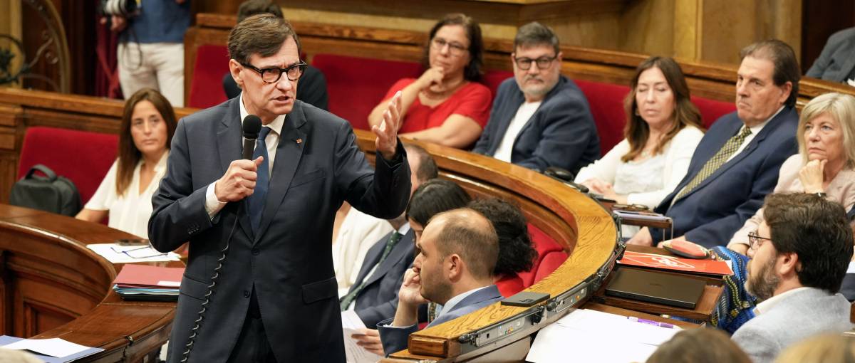 Illa blinda Niubó davant d'una oposició que li posa deures d'estiu