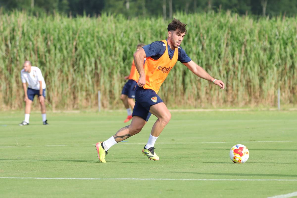 El defensa del Terrassa FC Álvaro Martín, lesionat