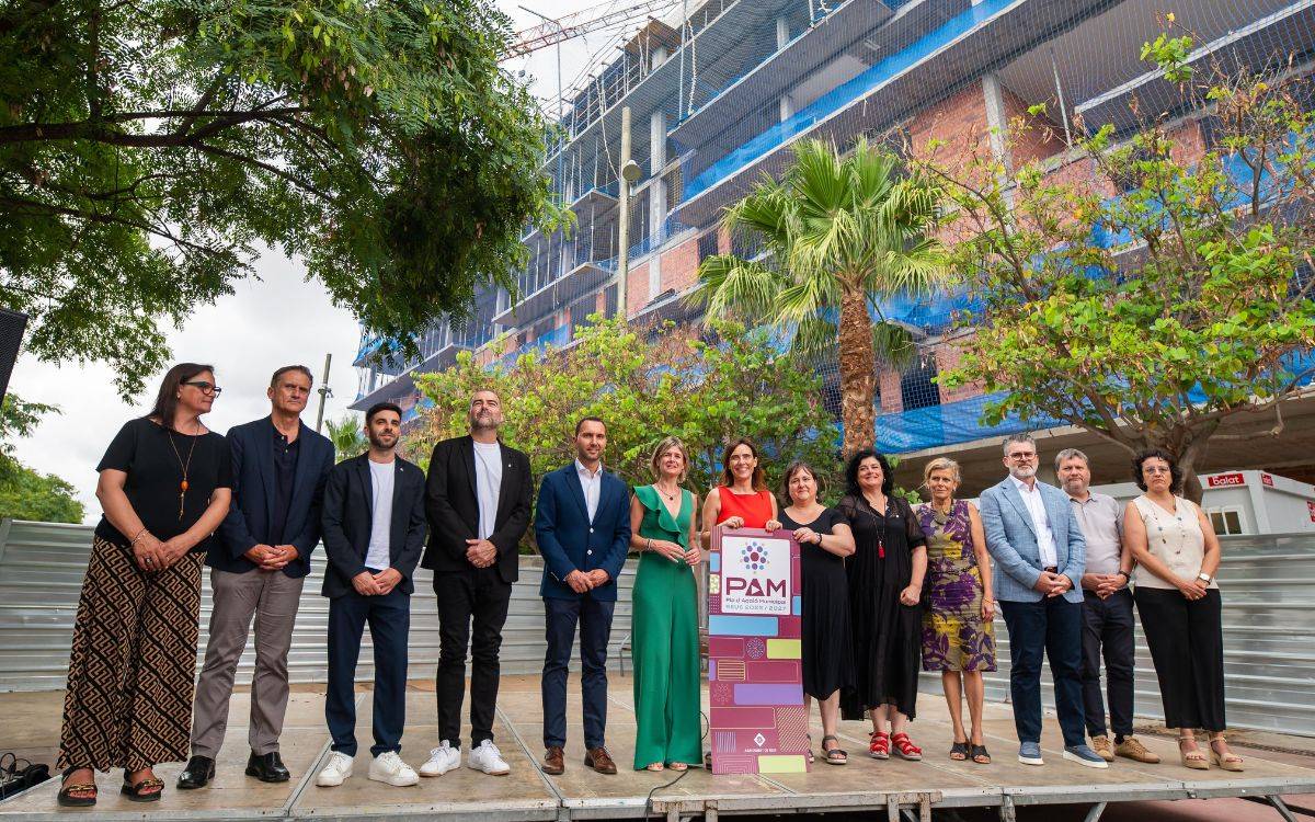L`equip de govern ha repassat els principals projectes que s`han engegat. - Ajuntament de Reus L`equip de govern ha repassat els principals projectes que s`han engegat.