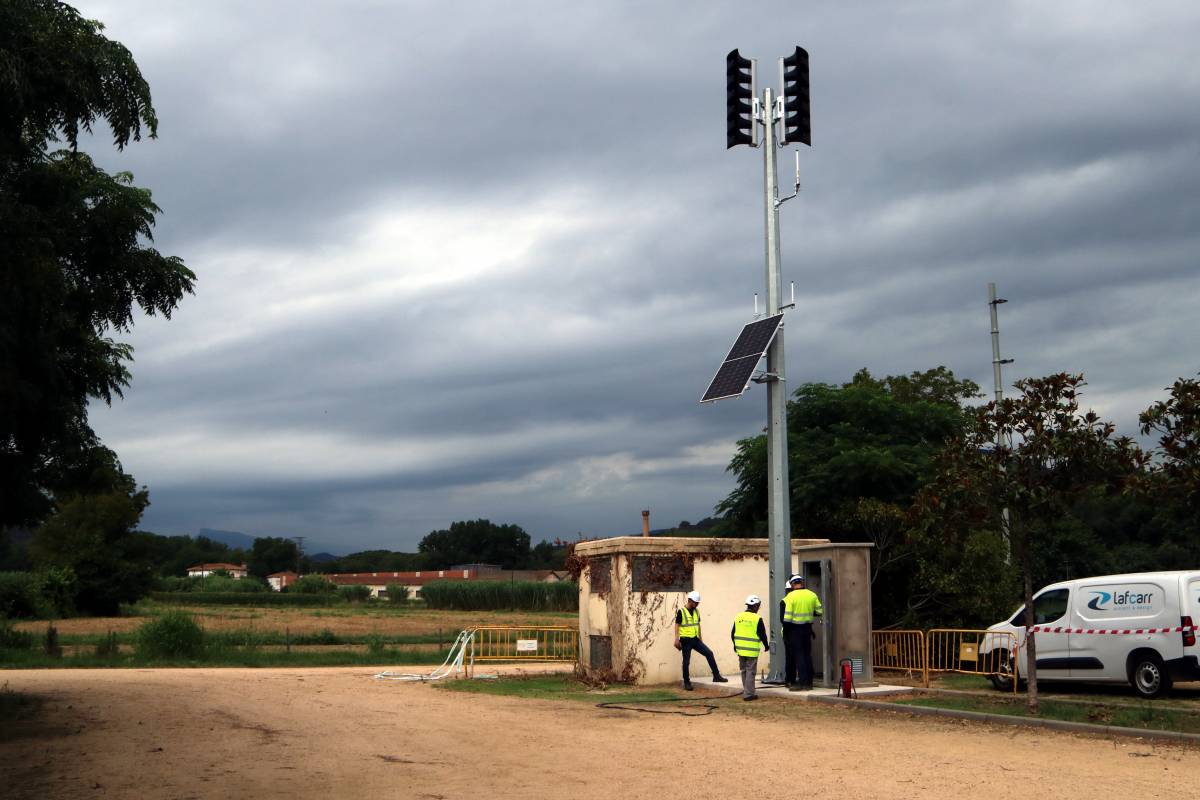 Instal·len sirenes al voltant del pantà de Susqueda per alertar en cas de ruptura de les preses