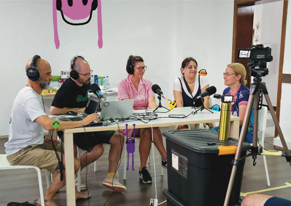La Víbria exposa el seu projecte radiofònic al Baumann Bar