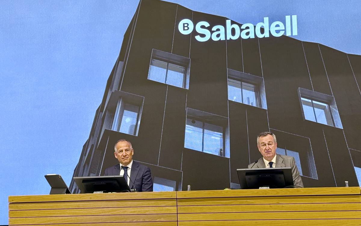 El Banc Sabadell aclareix a la CNMV que la venda de TSB no canvia si hi ha opa