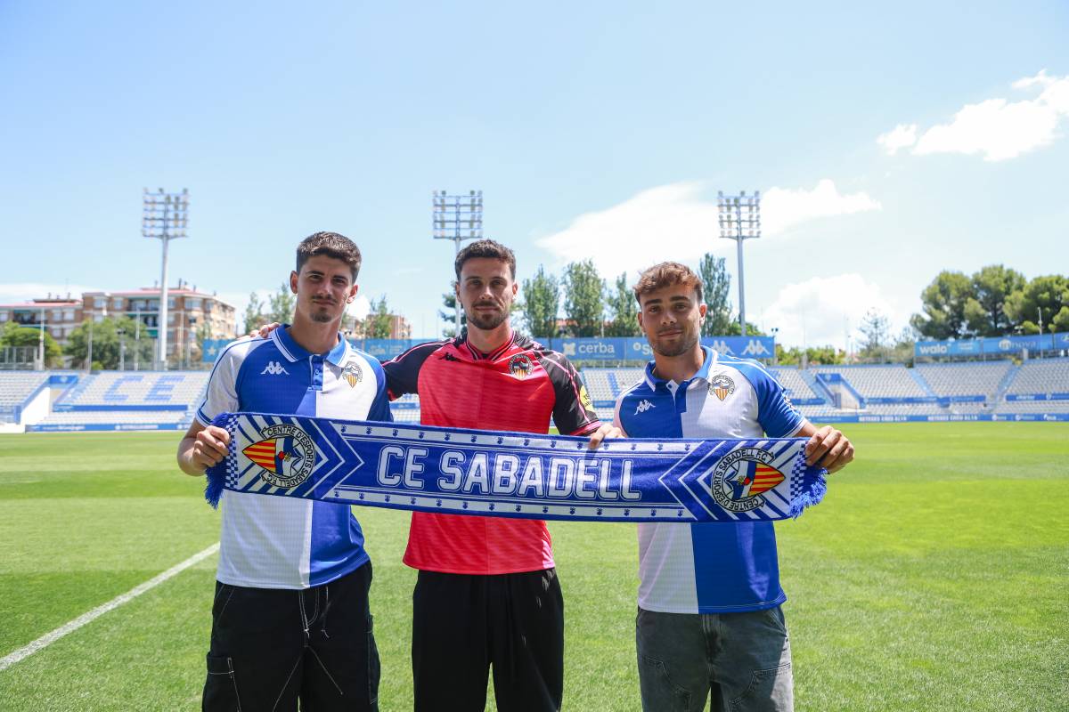 Els tres nous jugadors arlequinats - Victor Castillo