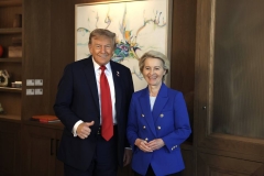 Brussel·les insta Trump a aplicar «tan aviat com es pugui» l'aranzel del 15% a cotxes i semiconductors