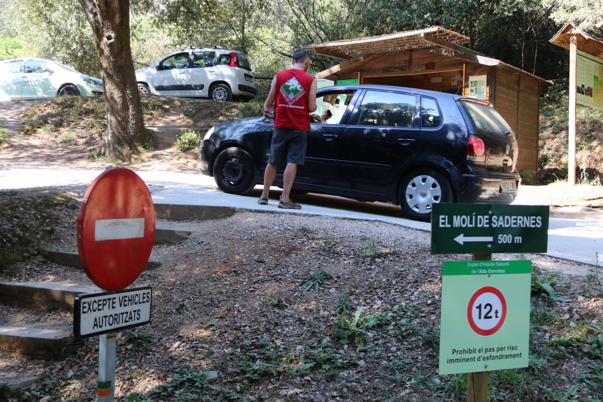 Els Agents Rurals proposen fixar un màxim de visitants als espais naturals més massificats