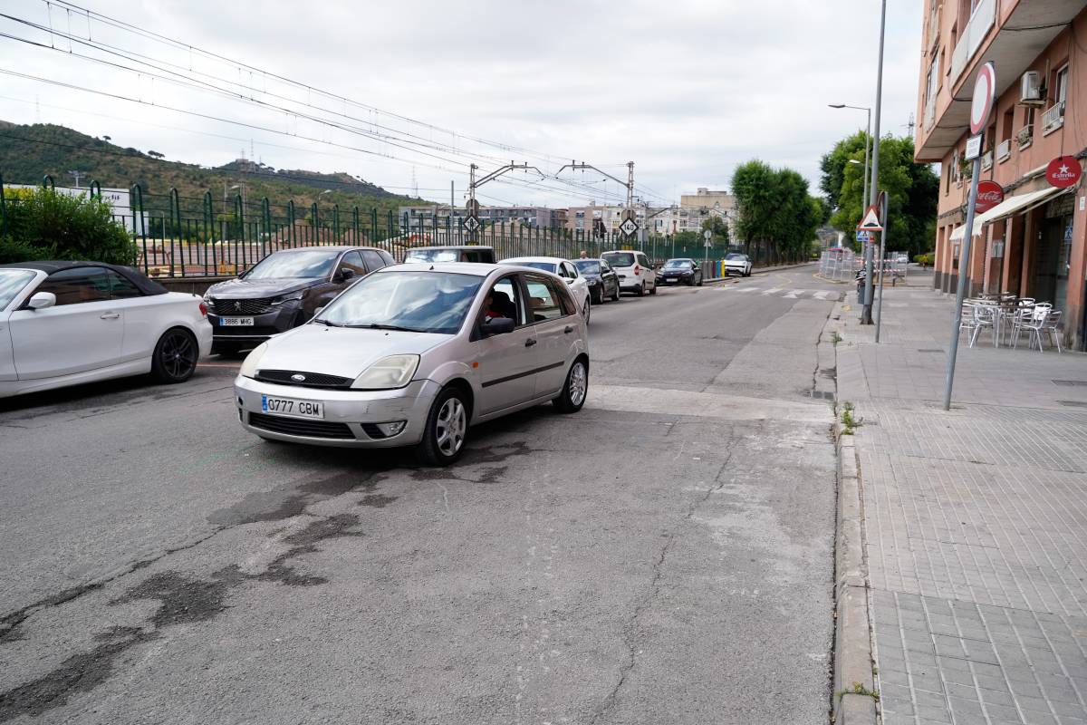 Irregularitats a l'avinguda de la Unitat de Montcada i Reixac - David Chao
