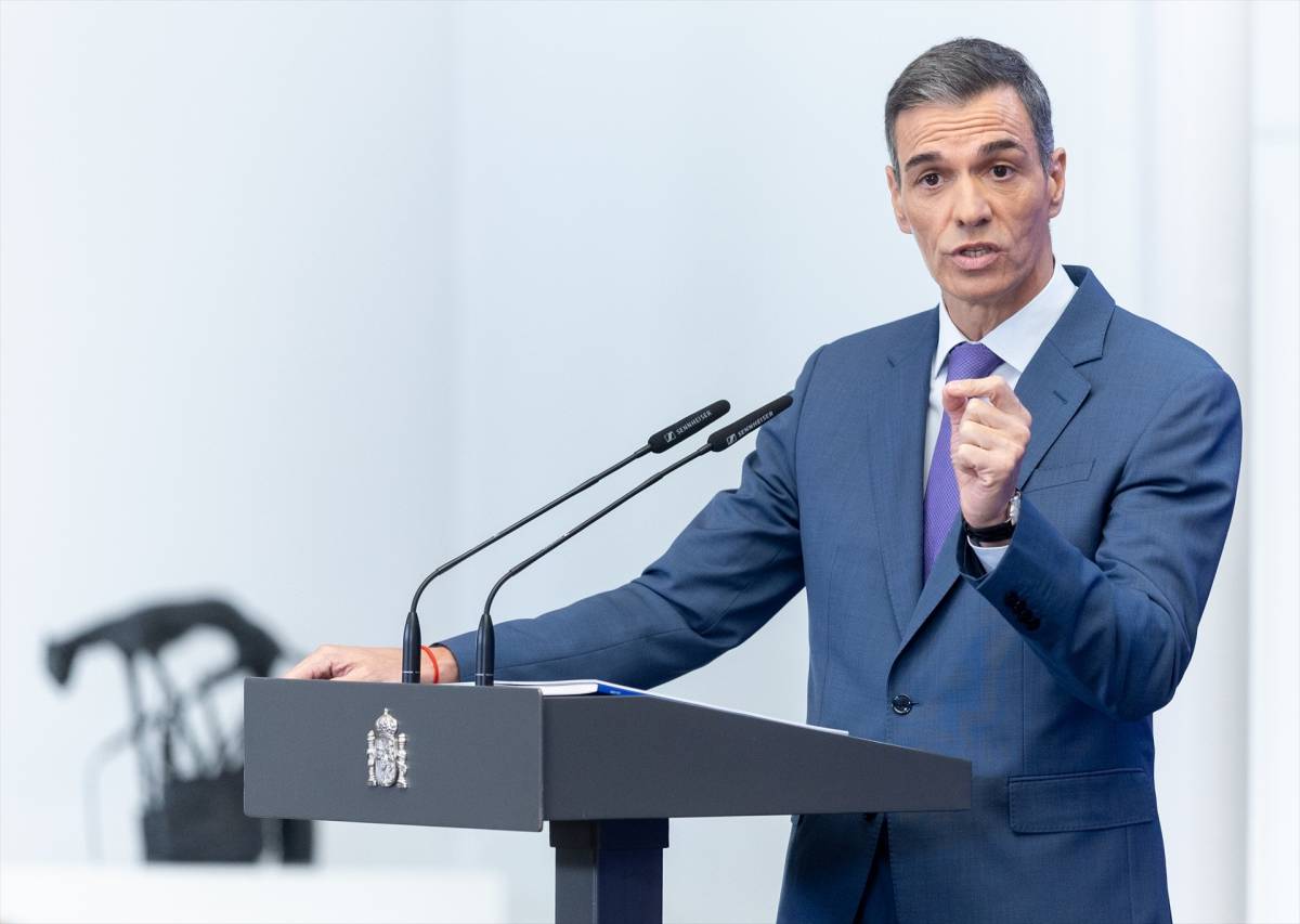 Sánchez presentarà els pressupostos i s'obre a una reunió amb Puigdemont