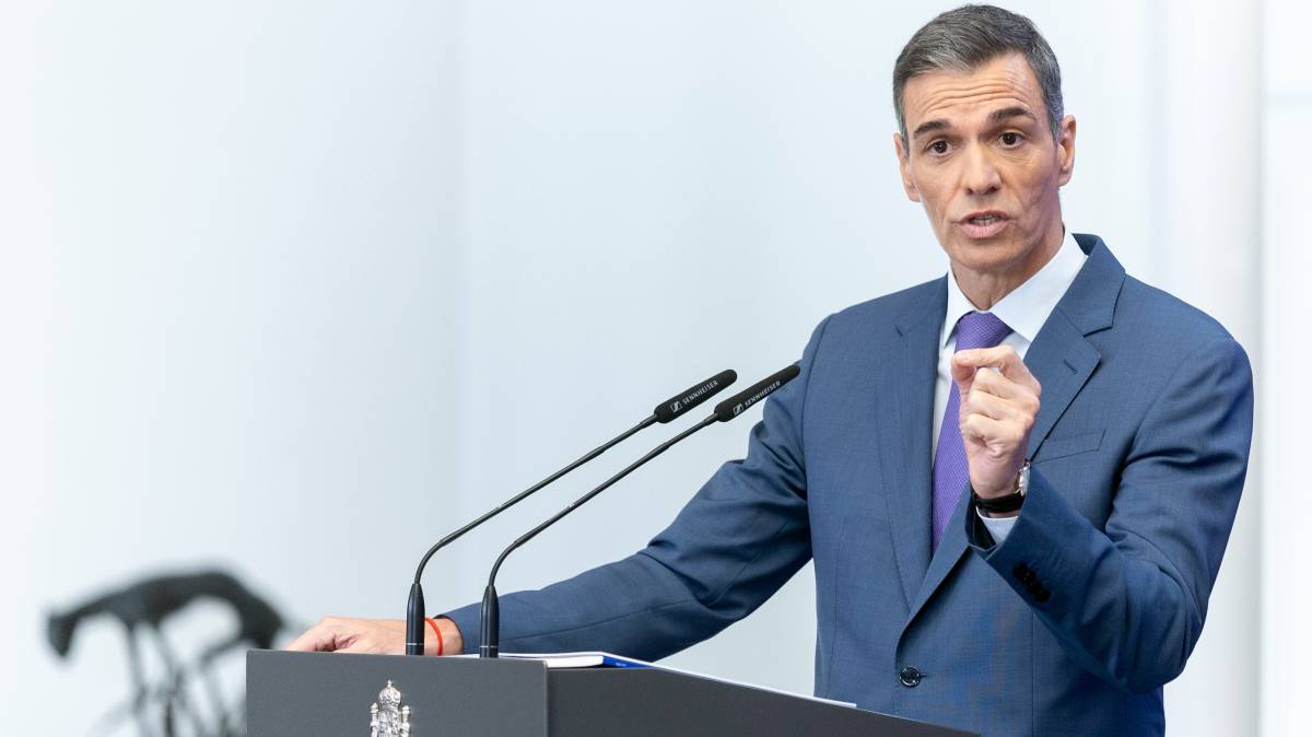 Sánchez presentarà els pressupostos i s'obre a una reunió amb Puigdemont