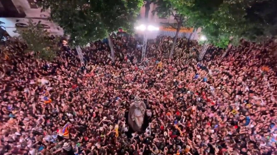 Un «Virolai» massiu s'apodera de Les Santes de Mataró