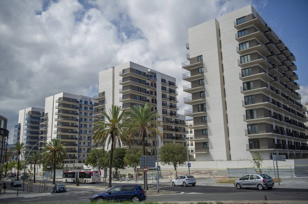 Residencia Can Telar Sector de la AEG i nous pisos - Alberto Tallón Residencia Can Telar Sector de la AEG i nous pisos