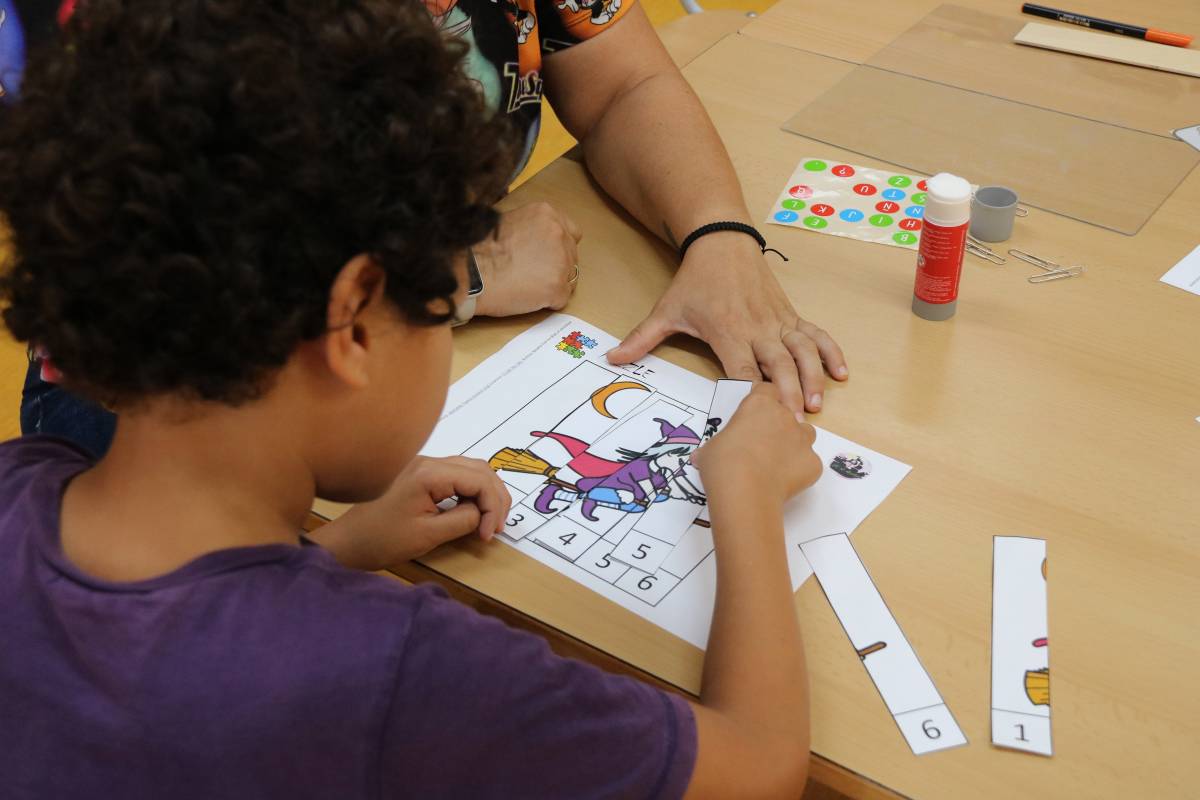 L’escola Font Rosella es queda sense integradora social: "Me'n vaig a l'atur"