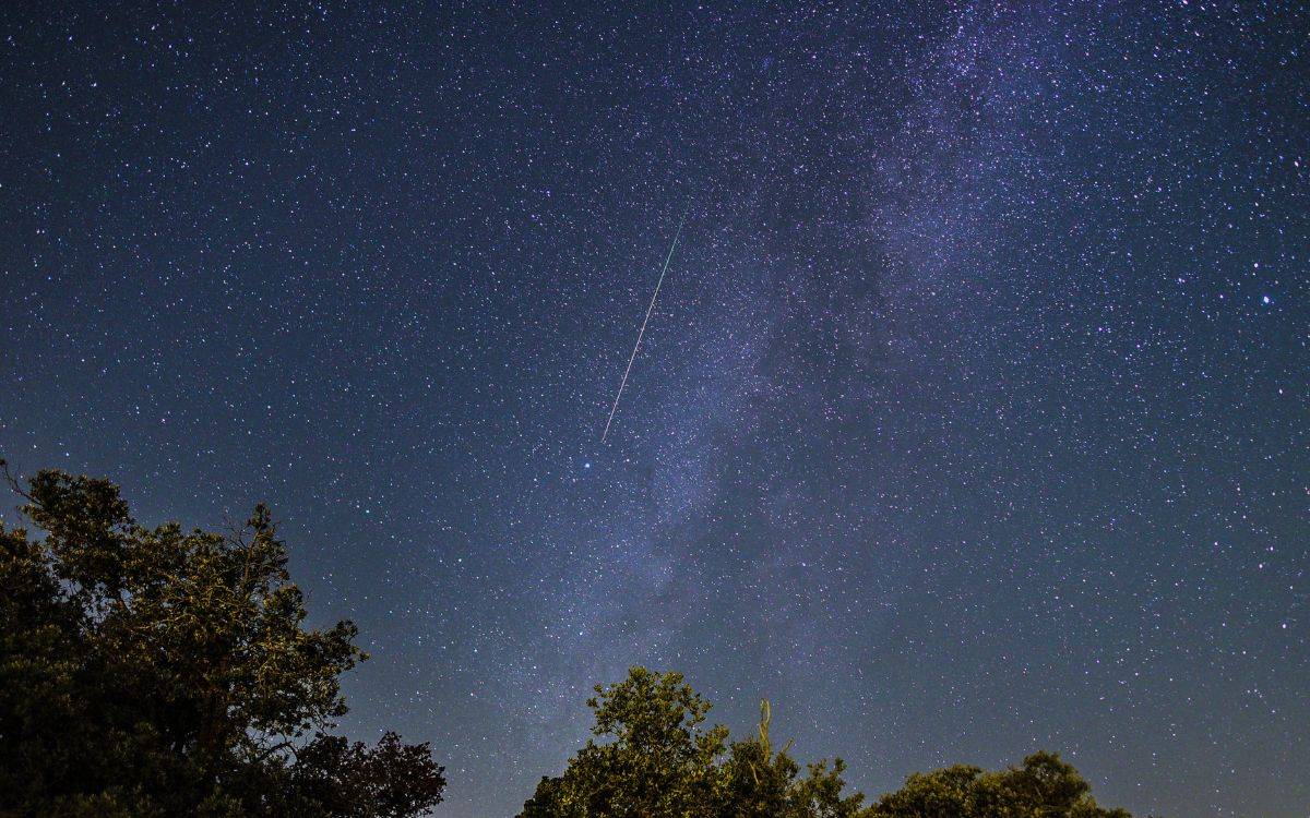 La protecció del cel fosc és el principal objectiu del parc. - Parc Astronòmic Muntanyes de Prades La protecció del cel fosc és el principal objectiu del parc.
