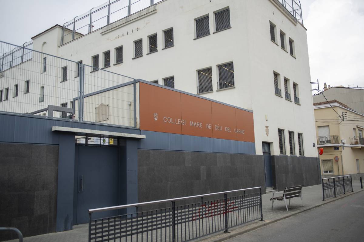 El Karmel demanda tres famílies de l’escola