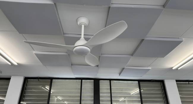 Més de 400 escoles públiques de la ciutat tindran ventiladors pel pròxim curs