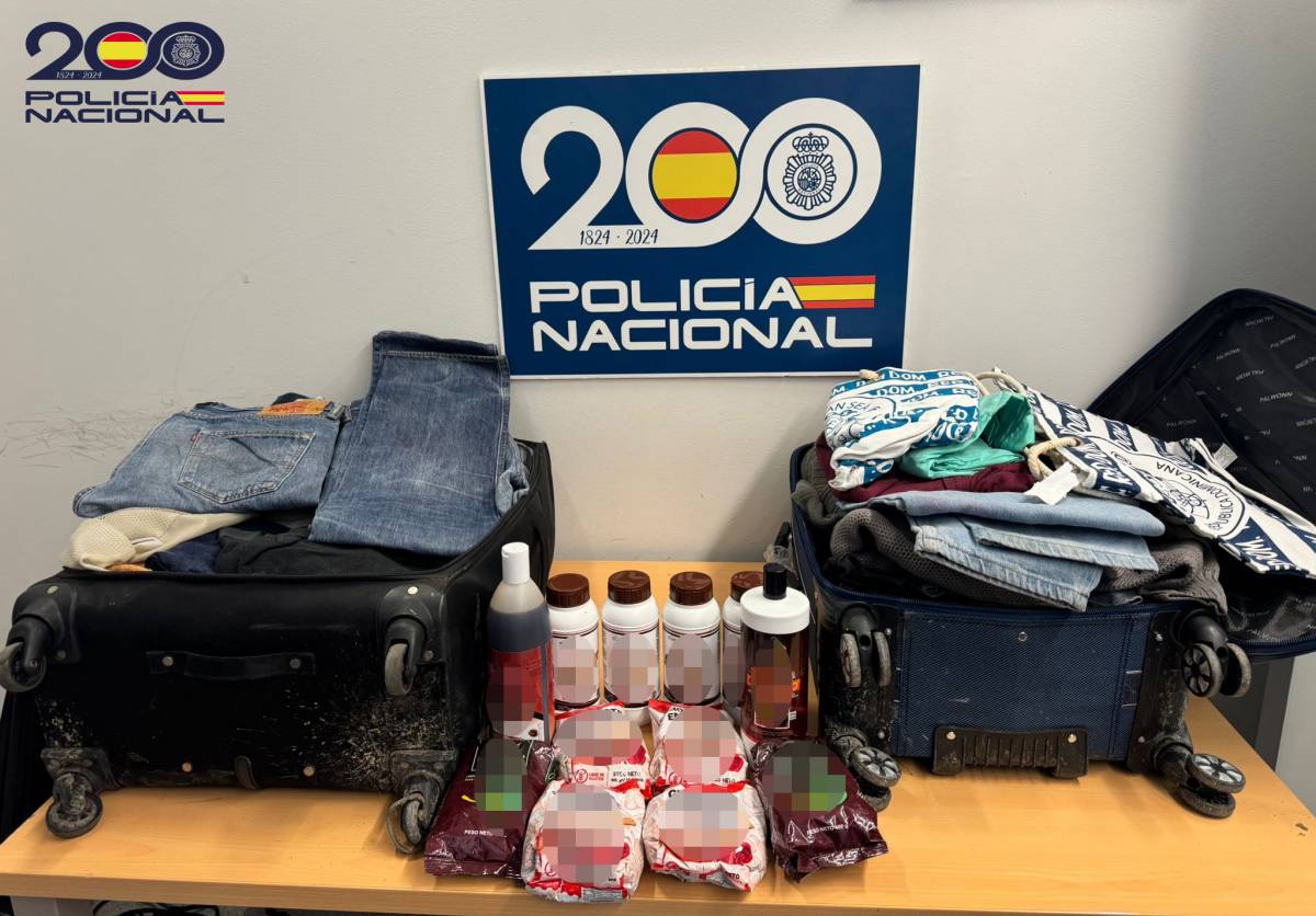 Detenen dos homes amb més de 30 quilos de cocaïna a l'estació de busos de Barcelona Nord