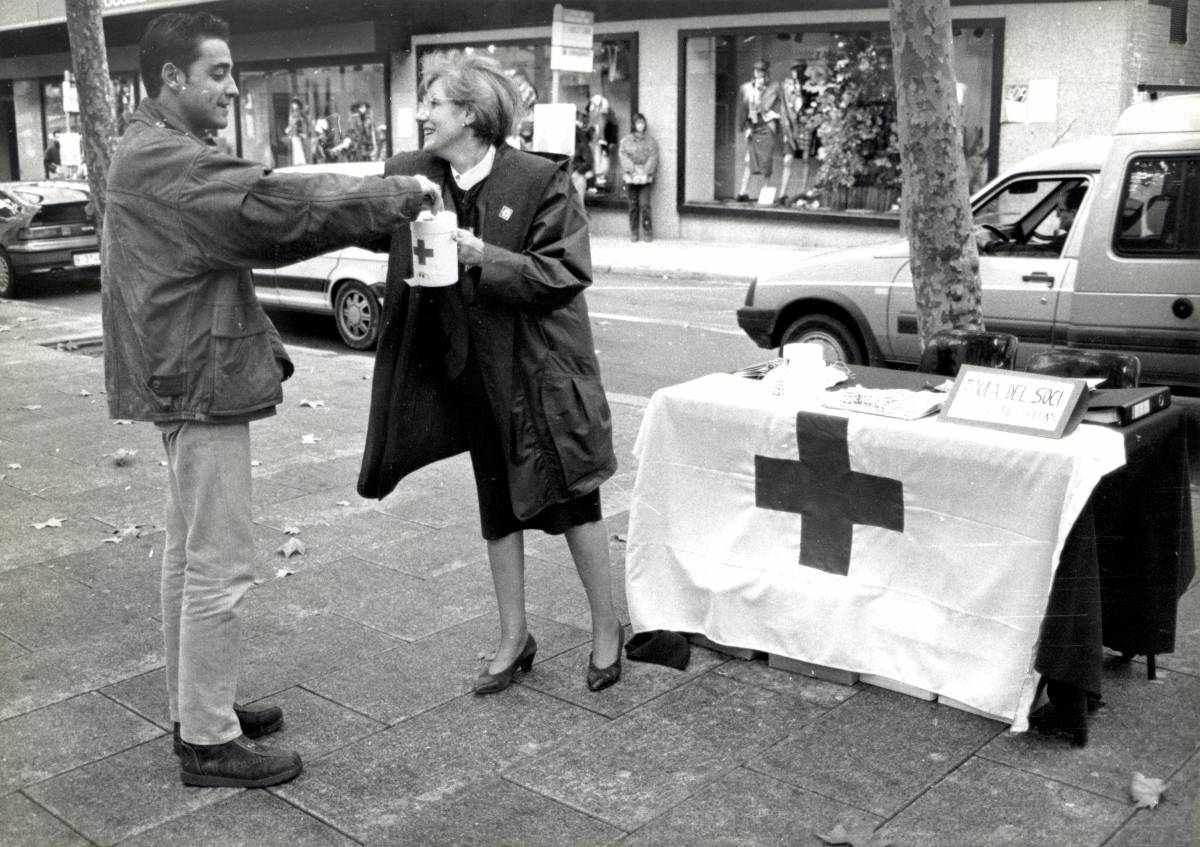 Un conegut i un dia per col·laborar