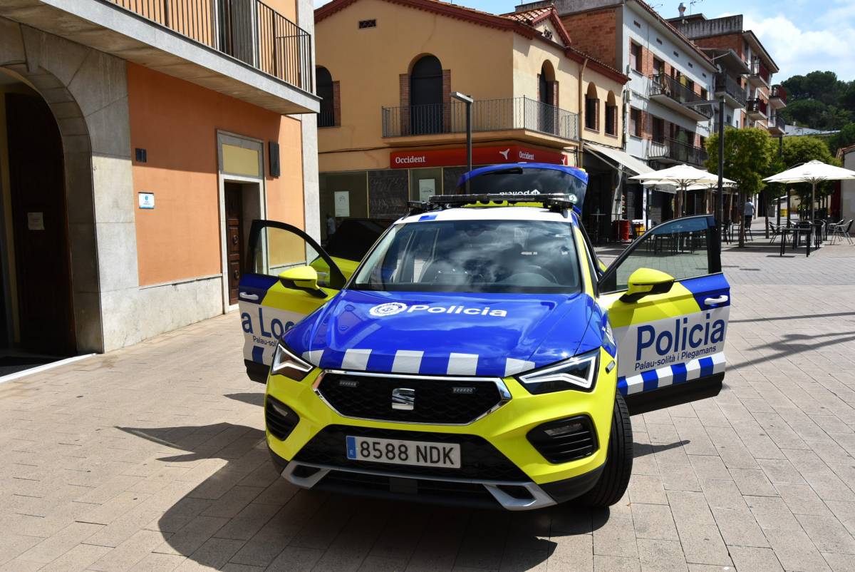 Palau-solità incorpora un nou vehicle policial amb càmeres de vigilància