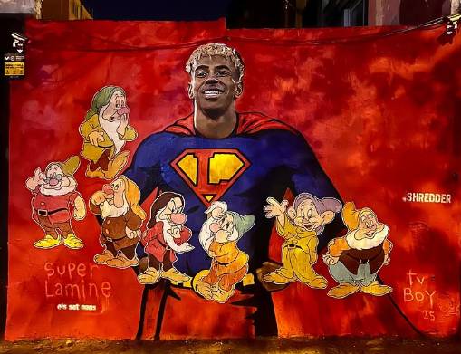 Vandalitzen el mural de Lamine Yamal de Gràcia afegint als set nans de Blancaneu
