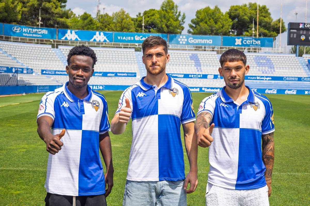 Els nous jugadors arlequinats, a l'estadi - Juanma Peláez