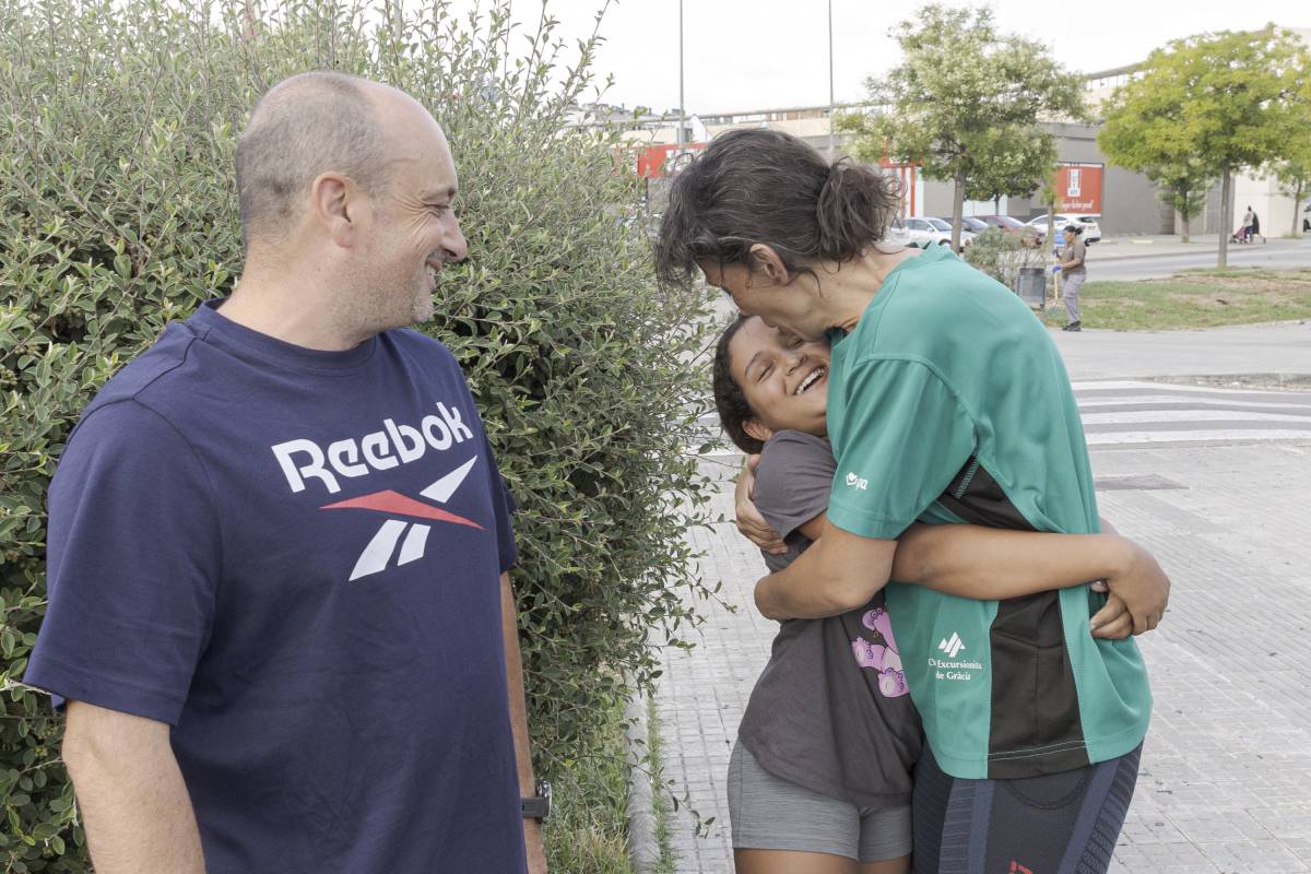 L'Aicha amb la Rosa i el Xavi - Lluís Clotet