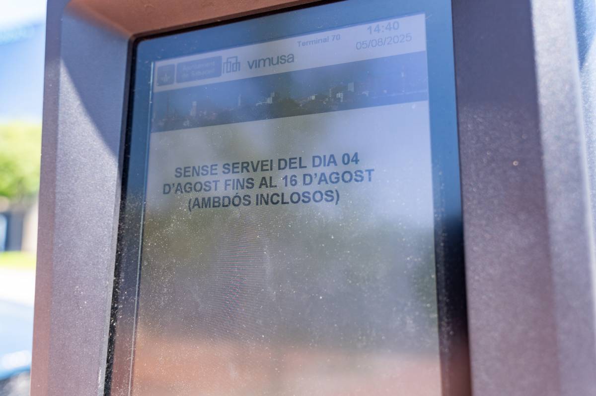 Diferències en la gratuïtat de la zona blava a l'agost: què fa cada municipi?