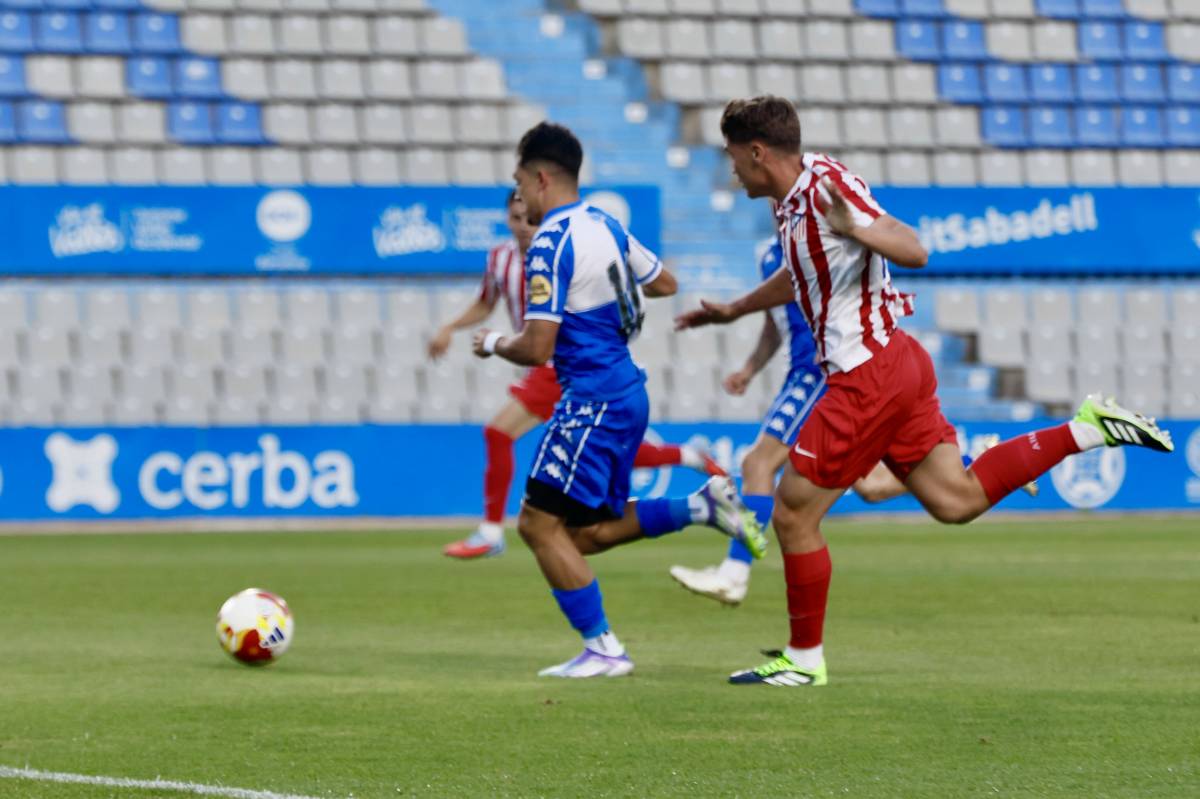 Miguelete ha tingut els seus primers minuts aquesta temporada - Juanma Peláez Miguelete ha tingut els seus primers minuts aquesta temporada