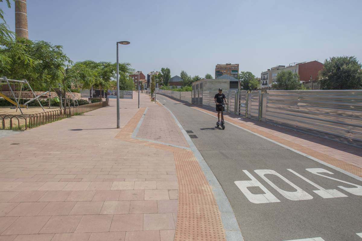 Nou vial que es va fer durant la urbanització - Nebridi Aróztegui