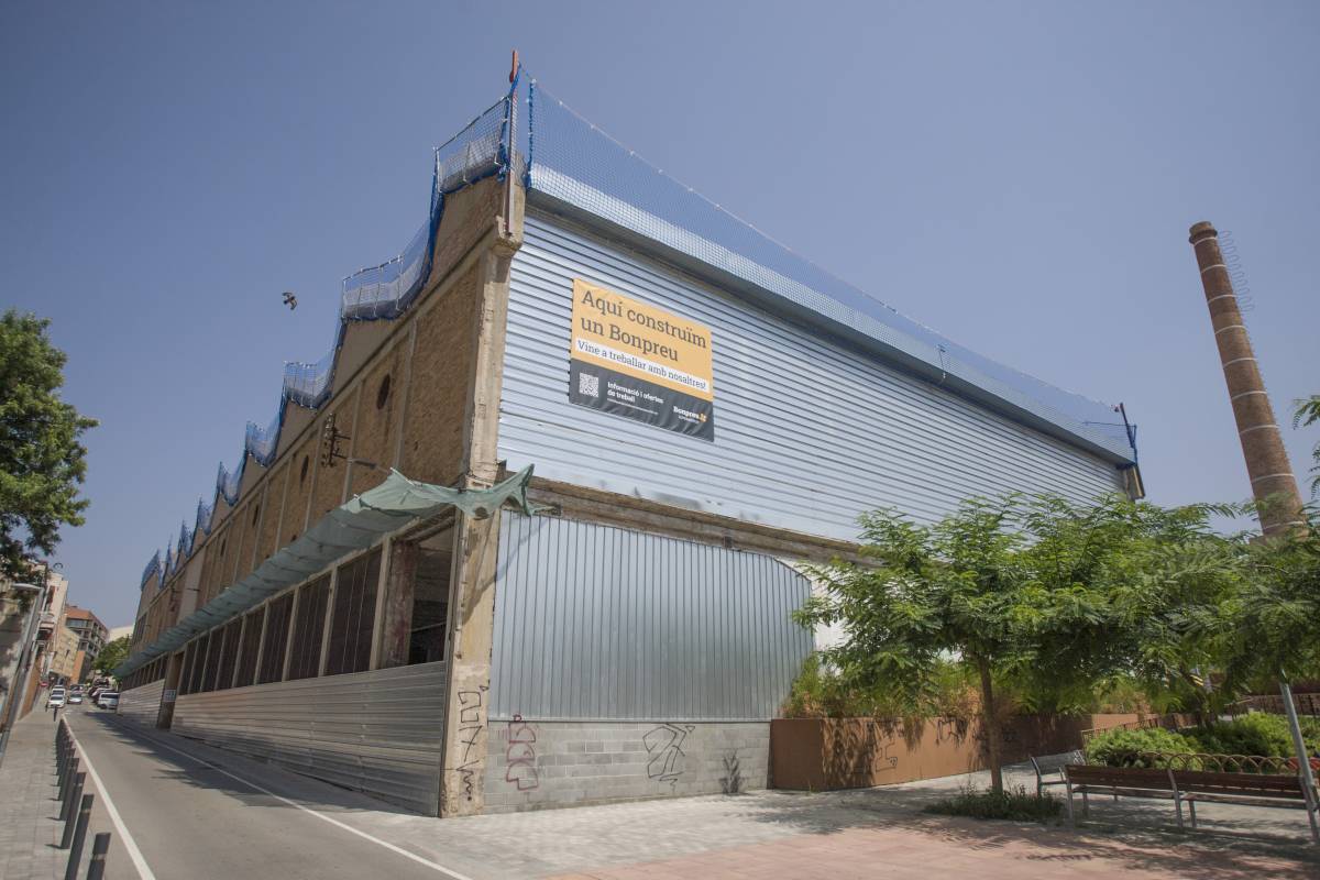 Nau del sector on se situarà el Bon Preu - Nebridi Aróztegui